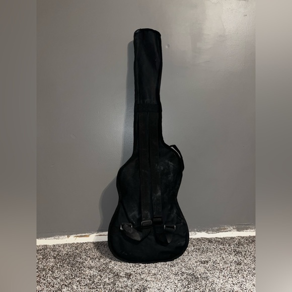 Silvertone Electric Guitar and Amp - Picture 8 of 14